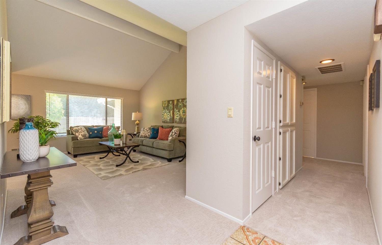 Sold, 3 Bedrooms, 2 Bathrooms, Single Family Home, Sacto So Land Park/Greenhaven, 776 El Macero Way, Sacramento, CA 95831, Beth Christensen, Dunnigan Realtors, Top Agent