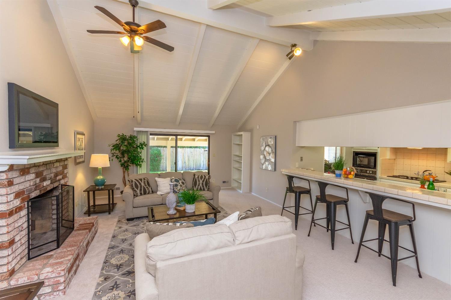 Sold, 3 Bedrooms, 2 Bathrooms, Single Family Home, Sacto So Land Park/Greenhaven, 776 El Macero Way, Sacramento, CA 95831, Beth Christensen, Dunnigan Realtors, Top Agent