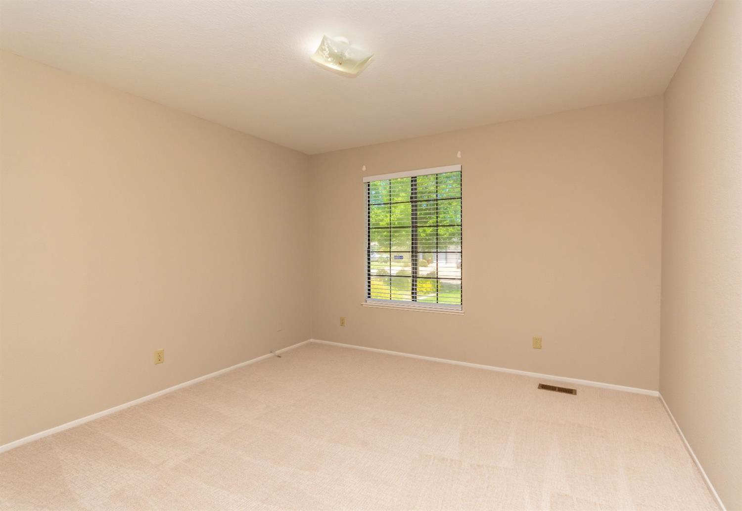 Sold, 3 Bedrooms, 2 Bathrooms, Single Family Home, Sacto So Land Park/Greenhaven, 776 El Macero Way, Sacramento, CA 95831, Beth Christensen, Dunnigan Realtors, Top Agent