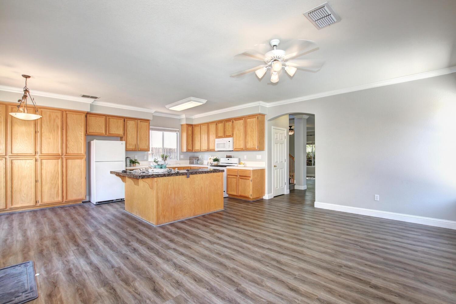 Sold, 4 Bedrooms, 2 Bathrooms, Single Family Home, Elk Grove, 2233 Galen Dr, Elk Grove, CA 95758, Beth Christensen, Dunnigan Realtors, Top Agent Sold, 4 Bedrooms, 2 Bathrooms, Single Family Home, Elk Grove, 2233 Galen Dr, Elk Grove, CA 95758, Beth Christensen, Dunnigan Realtors, Top Agent