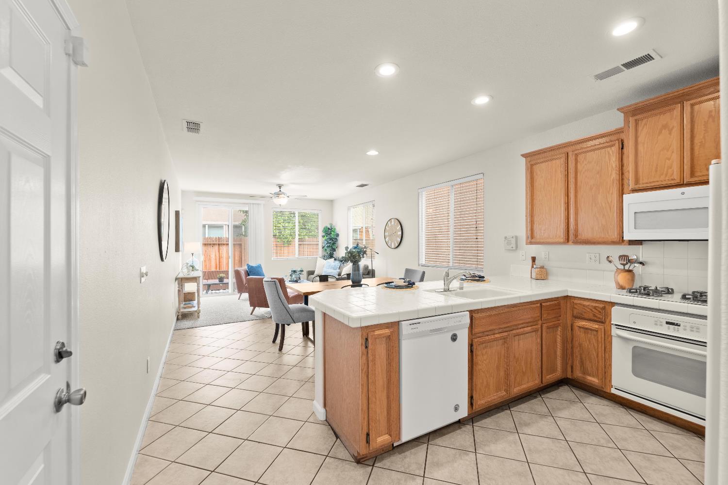 Sold, 3 Bedrooms, 2 Bathrooms, Single Family Home, No Sacto/Natomas/Del Paso Heights, 3142 Buchman St, Sacramento, CA 95833-4419, Beth Christensen, Dunnigan Realtors, Top Agent Sold, 3 Bedrooms, 2 Bathrooms, Single Family Home, No Sacto/Natomas/Del Paso Heights, 3142 Buchman St, Sacramento, CA 95833-4419, Beth Christensen, Dunnigan Realtors, Top Agent