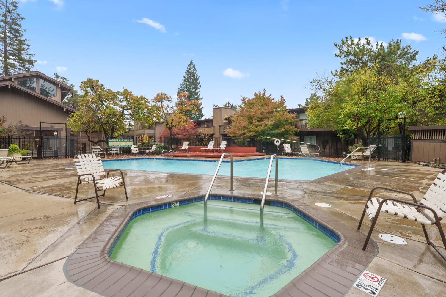 Active, 2 Bedrooms, 1 Bathrooms, Condominium, Sacto Arden/Arcade Creek/Vicinity, 2416 Larkspur Ln #232, Sacramento, CA 95825-4120, Beth Christensen, Dunnigan Realtors, Top Agent