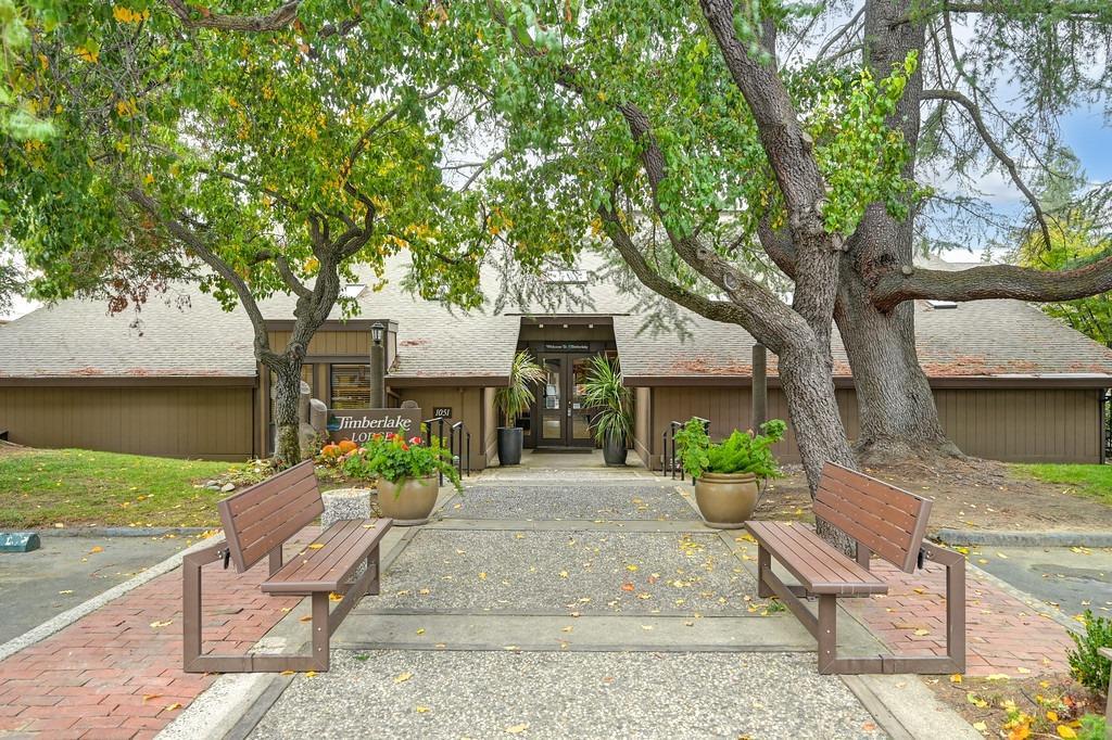 Active, 2 Bedrooms, 1 Bathrooms, Condominium, Sacto Arden/Arcade Creek/Vicinity, 2416 Larkspur Ln #232, Sacramento, CA 95825-4120, Beth Christensen, Dunnigan Realtors, Top Agent