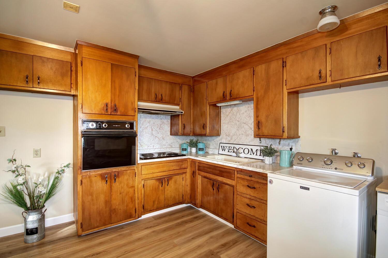 Sold, 3 Bedrooms, 1 Bathrooms, Single Family Home, West Sacramento S, 1827 Alabama Ave, West Sacramento, CA 95691-4107, Beth Christensen, Dunnigan Realtors, Top Agent