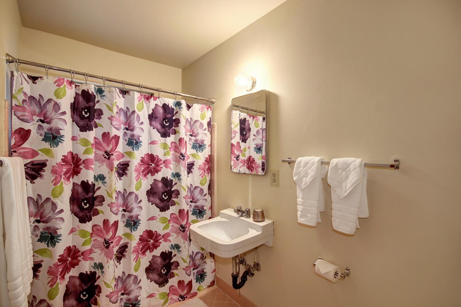 Sold, 3 Bedrooms, 1 Bathrooms, Single Family Home, West Sacramento S, 1827 Alabama Ave, West Sacramento, CA 95691-4107, Beth Christensen, Dunnigan Realtors, Top Agent