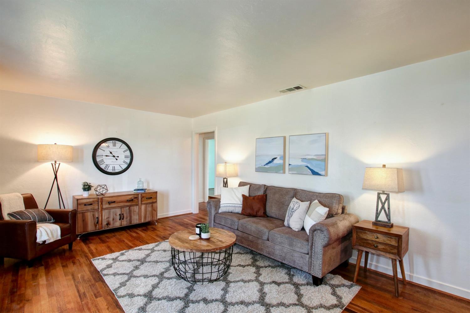 Sold, 3 Bedrooms, 1 Bathrooms, Single Family Home, Sacramento Elder Creek/Fruitridge, 5755 62nd St, Sacramento, CA 95824-1825, Beth Christensen, Dunnigan Realtors, Top Agent