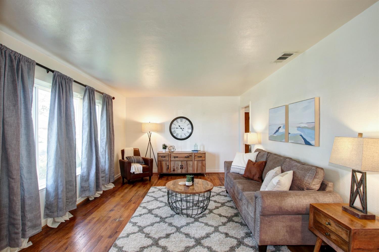 Sold, 3 Bedrooms, 1 Bathrooms, Single Family Home, Sacramento Elder Creek/Fruitridge, 5755 62nd St, Sacramento, CA 95824-1825, Beth Christensen, Dunnigan Realtors, Top Agent