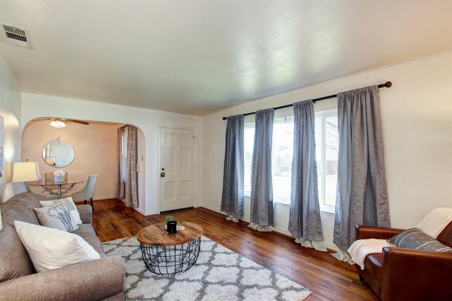 Sold, 3 Bedrooms, 1 Bathrooms, Single Family Home, Sacramento Elder Creek/Fruitridge, 5755 62nd St, Sacramento, CA 95824-1825, Beth Christensen, Dunnigan Realtors, Top Agent