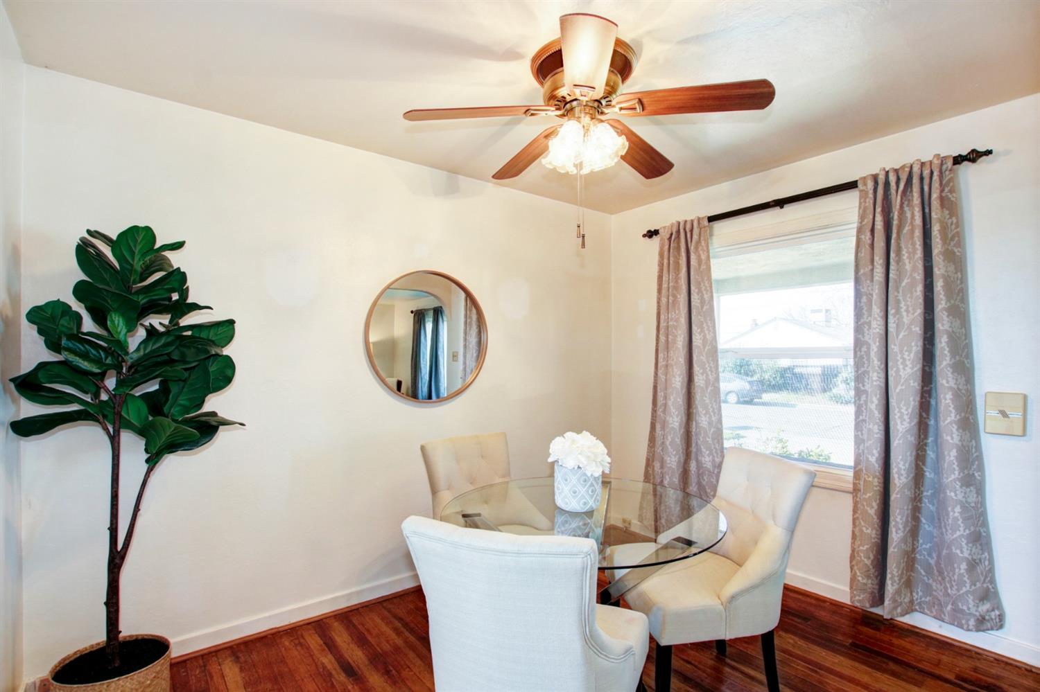 Sold, 3 Bedrooms, 1 Bathrooms, Single Family Home, Sacramento Elder Creek/Fruitridge, 5755 62nd St, Sacramento, CA 95824-1825, Beth Christensen, Dunnigan Realtors, Top Agent