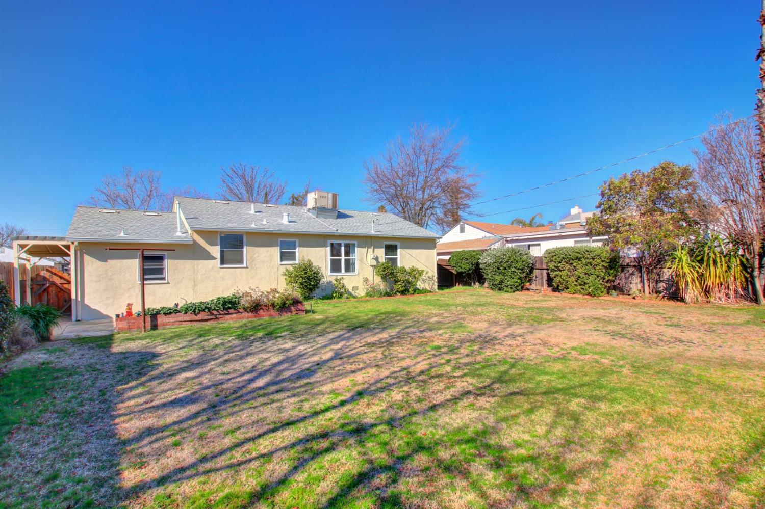 Sold, 3 Bedrooms, 1 Bathrooms, Single Family Home, Sacramento Elder Creek/Fruitridge, 5755 62nd St, Sacramento, CA 95824-1825, Beth Christensen, Dunnigan Realtors, Top Agent