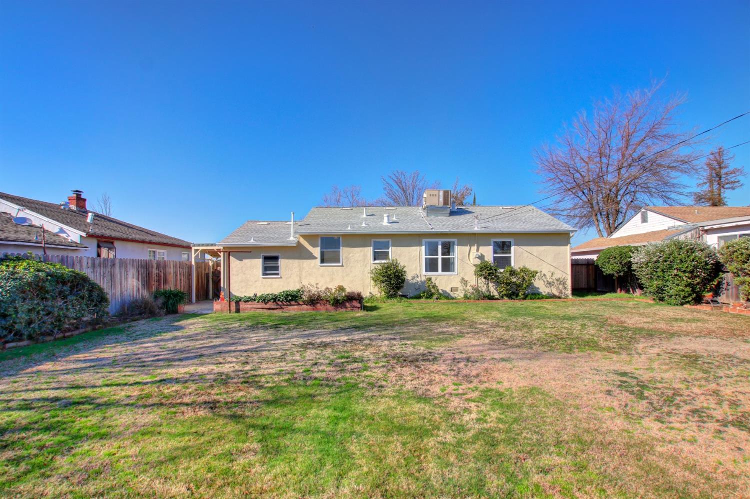 Sold, 3 Bedrooms, 1 Bathrooms, Single Family Home, Sacramento Elder Creek/Fruitridge, 5755 62nd St, Sacramento, CA 95824-1825, Beth Christensen, Dunnigan Realtors, Top Agent