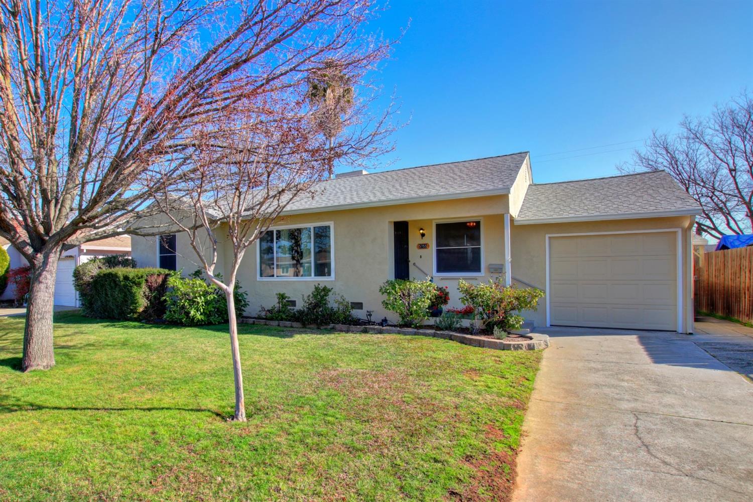 Sold, 3 Bedrooms, 1 Bathrooms, Single Family Home, Sacramento Elder Creek/Fruitridge, 5755 62nd St, Sacramento, CA 95824-1825, Beth Christensen, Dunnigan Realtors, Top Agent