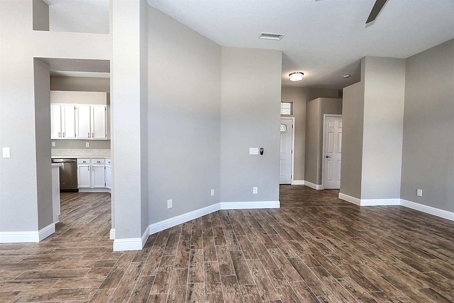 Sold, 3 Bedrooms, 2 Bathrooms, Single Family Home, Galt, 141 S Emerald Oak Dr, Galt, CA 95632-2640, Beth Christensen, Dunnigan Realtors, Top Agent