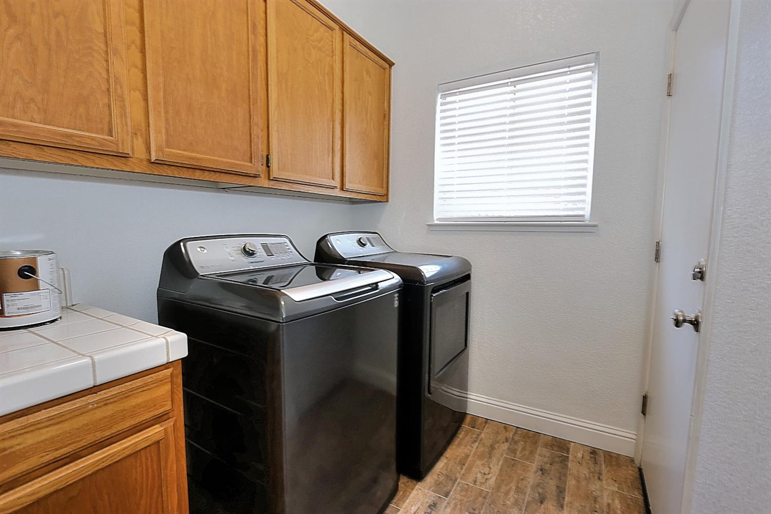 Sold, 3 Bedrooms, 2 Bathrooms, Single Family Home, Galt, 141 S Emerald Oak Dr, Galt, CA 95632-2640, Beth Christensen, Dunnigan Realtors, Top Agent