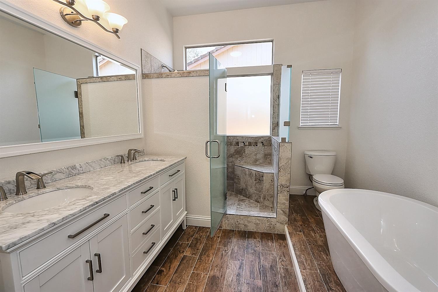 Sold, 3 Bedrooms, 2 Bathrooms, Single Family Home, Galt, 141 S Emerald Oak Dr, Galt, CA 95632-2640, Beth Christensen, Dunnigan Realtors, Top Agent