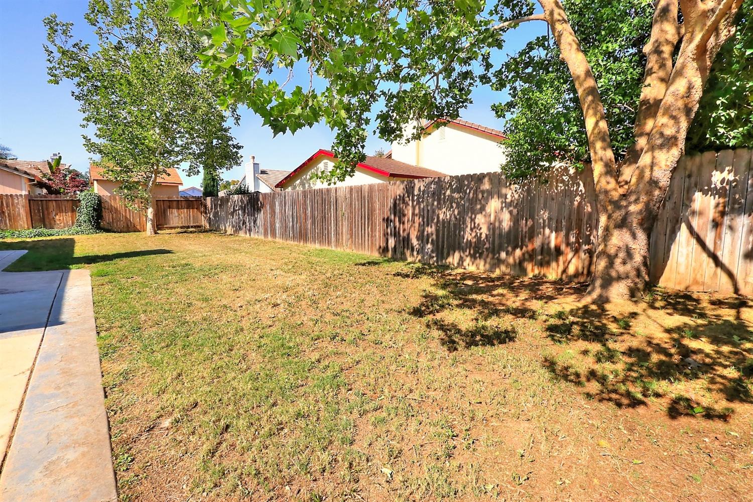 Sold, 3 Bedrooms, 2 Bathrooms, Single Family Home, Galt, 141 S Emerald Oak Dr, Galt, CA 95632-2640, Beth Christensen, Dunnigan Realtors, Top Agent