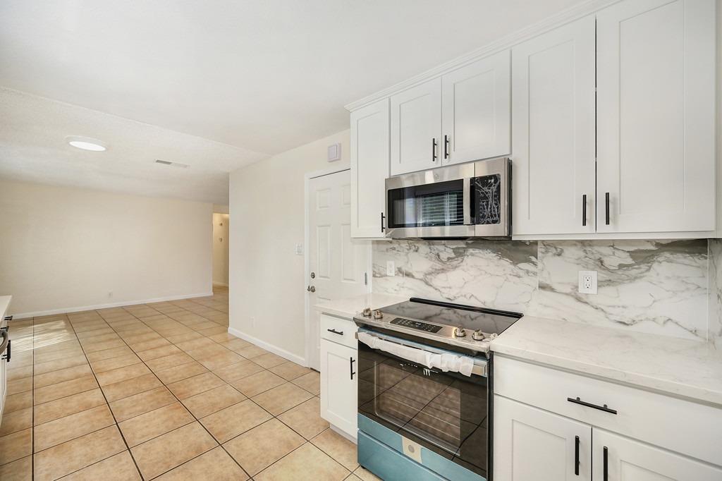 Sold, 3 Bedrooms, 2 Bathrooms, Single Family Home, Rancho Cordova/Gold River, 2324 Byrd Dr, Rancho Cordova, CA 95670-3912, Beth Christensen, Dunnigan Realtors, Top Agent