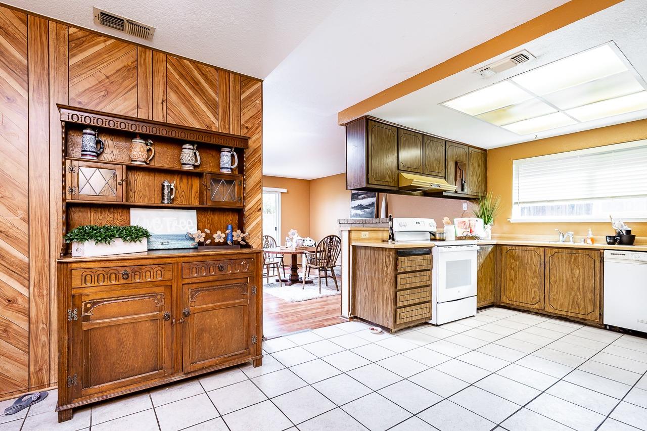 Sold, 3 Bedrooms, 2 Bathrooms, Single Family Home, Citrus Heights, 6107 Ledgewood Way, Citrus Heights, CA 95621-0928, Beth Christensen, Dunnigan Realtors, Top Agent