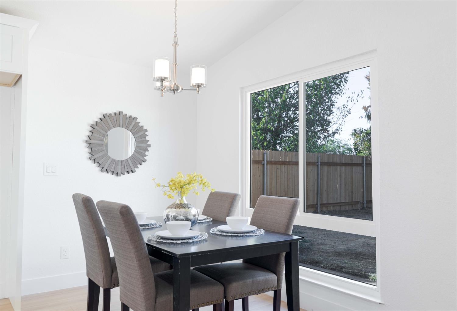 Sold, 4 Bedrooms, 2 Bathrooms, Single Family Home, North Highlands& Vicinity, 6449 Larchmont Dr, North Highlands, CA 95660-3852, Beth Christensen, Dunnigan Realtors, Top Agent