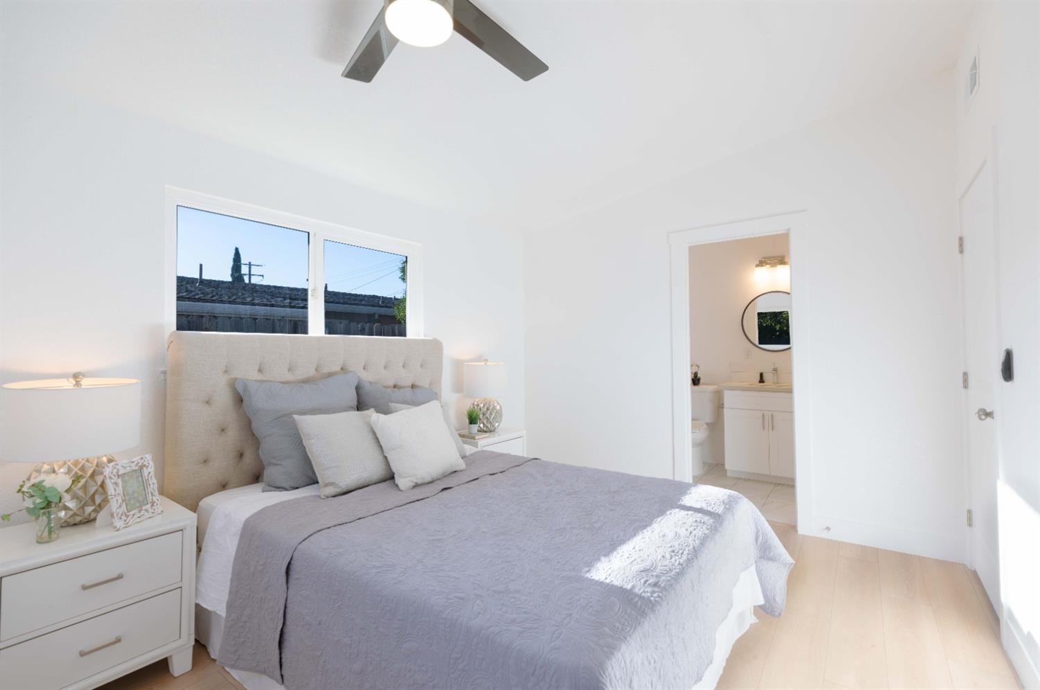 Sold, 4 Bedrooms, 2 Bathrooms, Single Family Home, North Highlands& Vicinity, 6449 Larchmont Dr, North Highlands, CA 95660-3852, Beth Christensen, Dunnigan Realtors, Top Agent