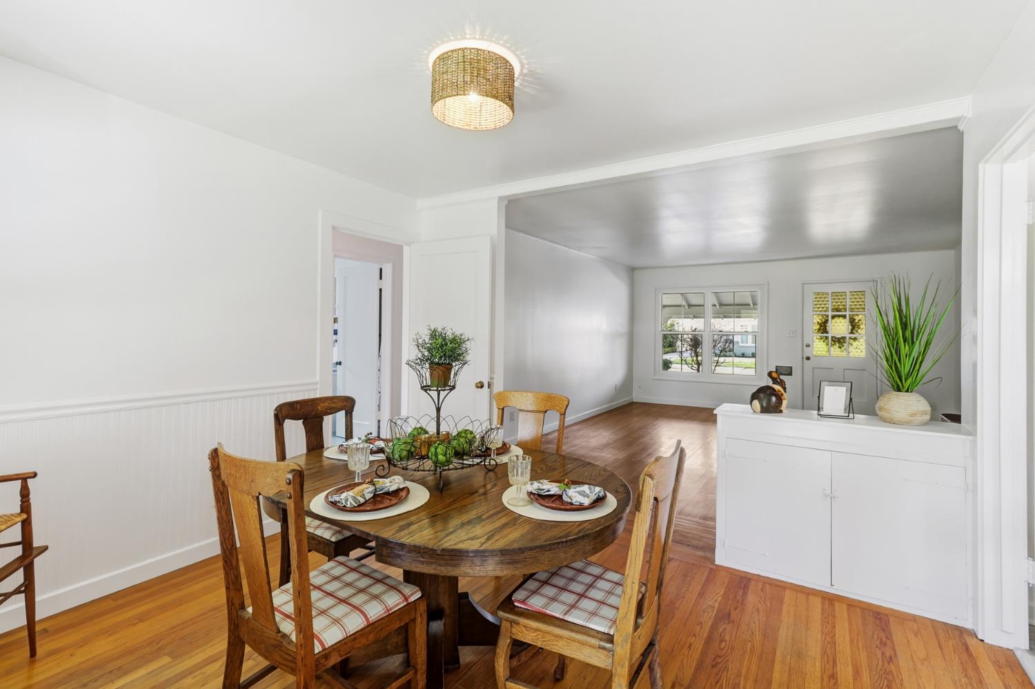 Active, 2 Bedrooms, 1 Bathrooms, Single Family Home, East Sacramento & Vicinity, 131 46th St, Sacramento, CA 95819-2210, Nathan Sherman, Dunnigan Realtors, Top Agent