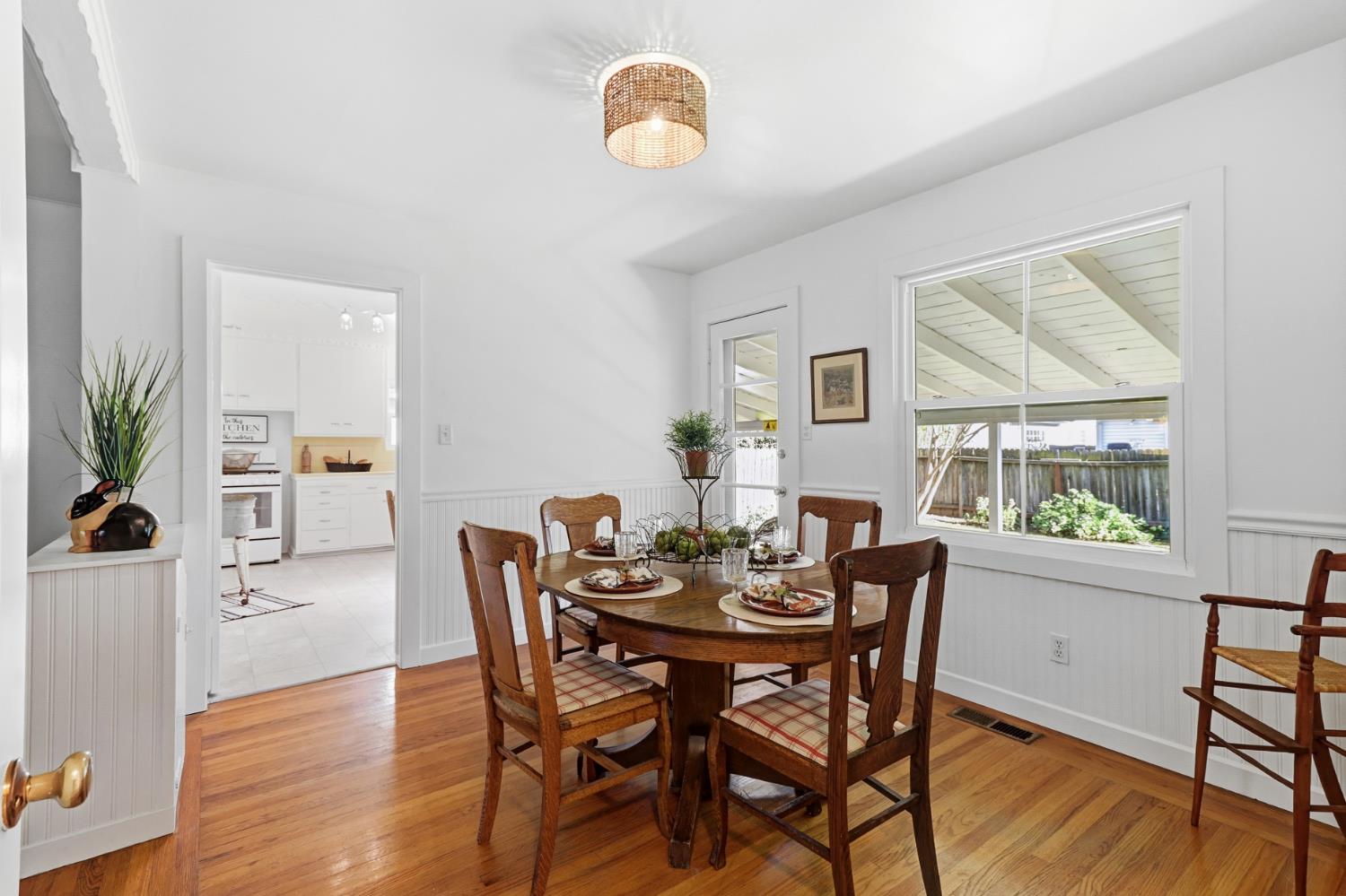 Active, 2 Bedrooms, 1 Bathrooms, Single Family Home, East Sacramento & Vicinity, 131 46th St, Sacramento, CA 95819-2210, Nathan Sherman, Dunnigan Realtors, Top Agent