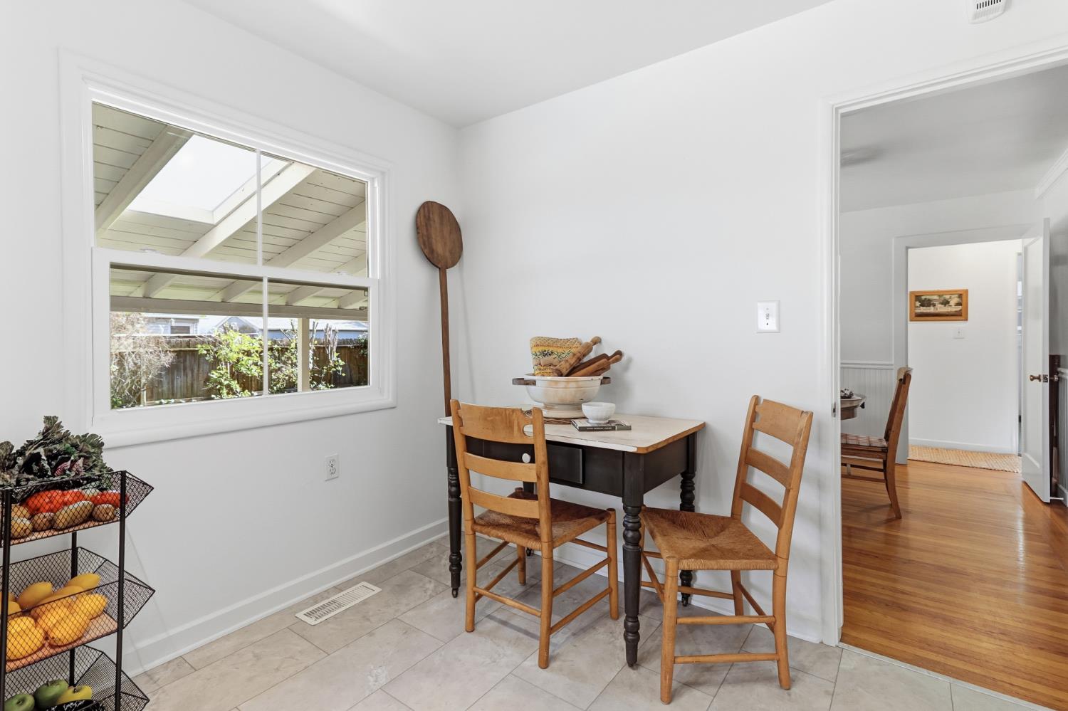 Active, 2 Bedrooms, 1 Bathrooms, Single Family Home, East Sacramento & Vicinity, 131 46th St, Sacramento, CA 95819-2210, Nathan Sherman, Dunnigan Realtors, Top Agent