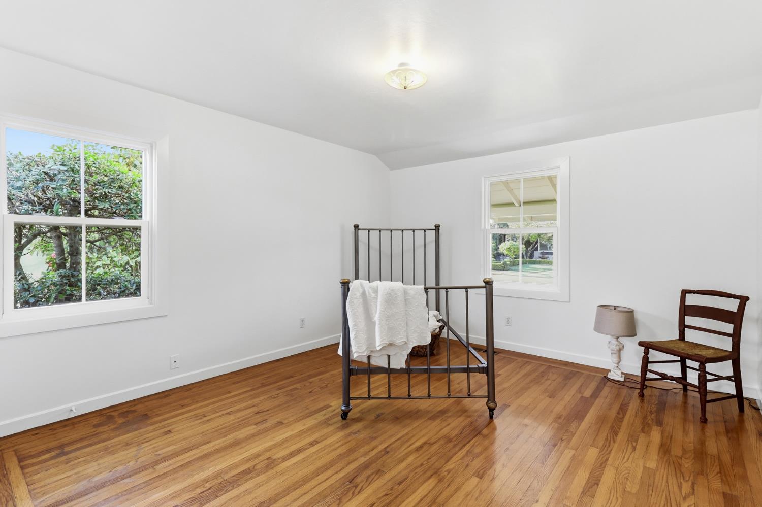 Active, 2 Bedrooms, 1 Bathrooms, Single Family Home, East Sacramento & Vicinity, 131 46th St, Sacramento, CA 95819-2210, Nathan Sherman, Dunnigan Realtors, Top Agent