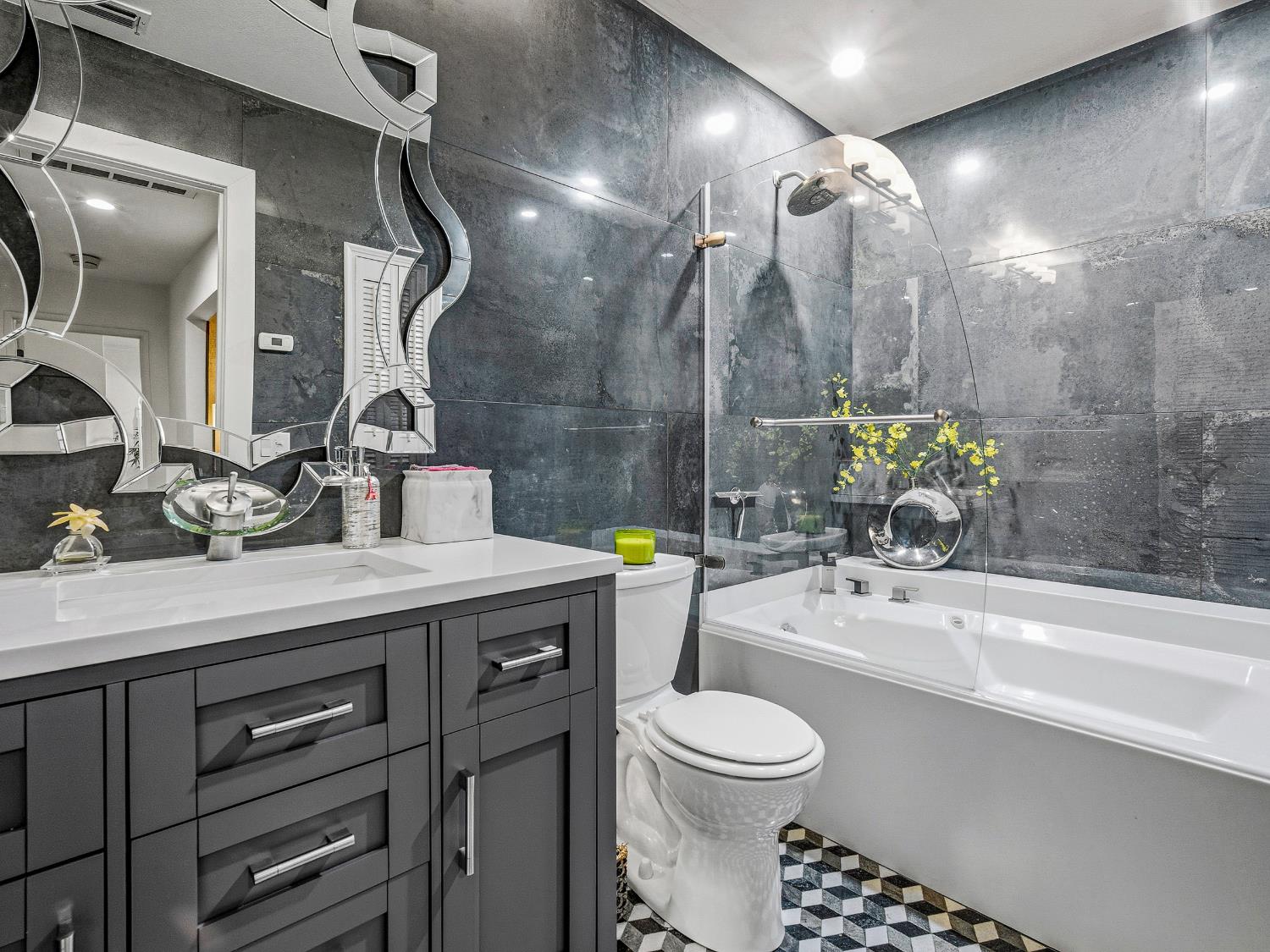 Sold, 3 Bedrooms, 2 Bathrooms, Single Family Home, Sacto Arden/Arcade Creek/Vicinity, 506 Elmhurst Cir, Sacramento, CA 95825-6660, Beth Christensen, Dunnigan Realtors, Top Agent Sold, 3 Bedrooms, 2 Bathrooms, Single Family Home, Sacto Arden/Arcade Creek/Vicinity, 506 Elmhurst Cir, Sacramento, CA 95825-6660, Beth Christensen, Dunnigan Realtors, Top Agent