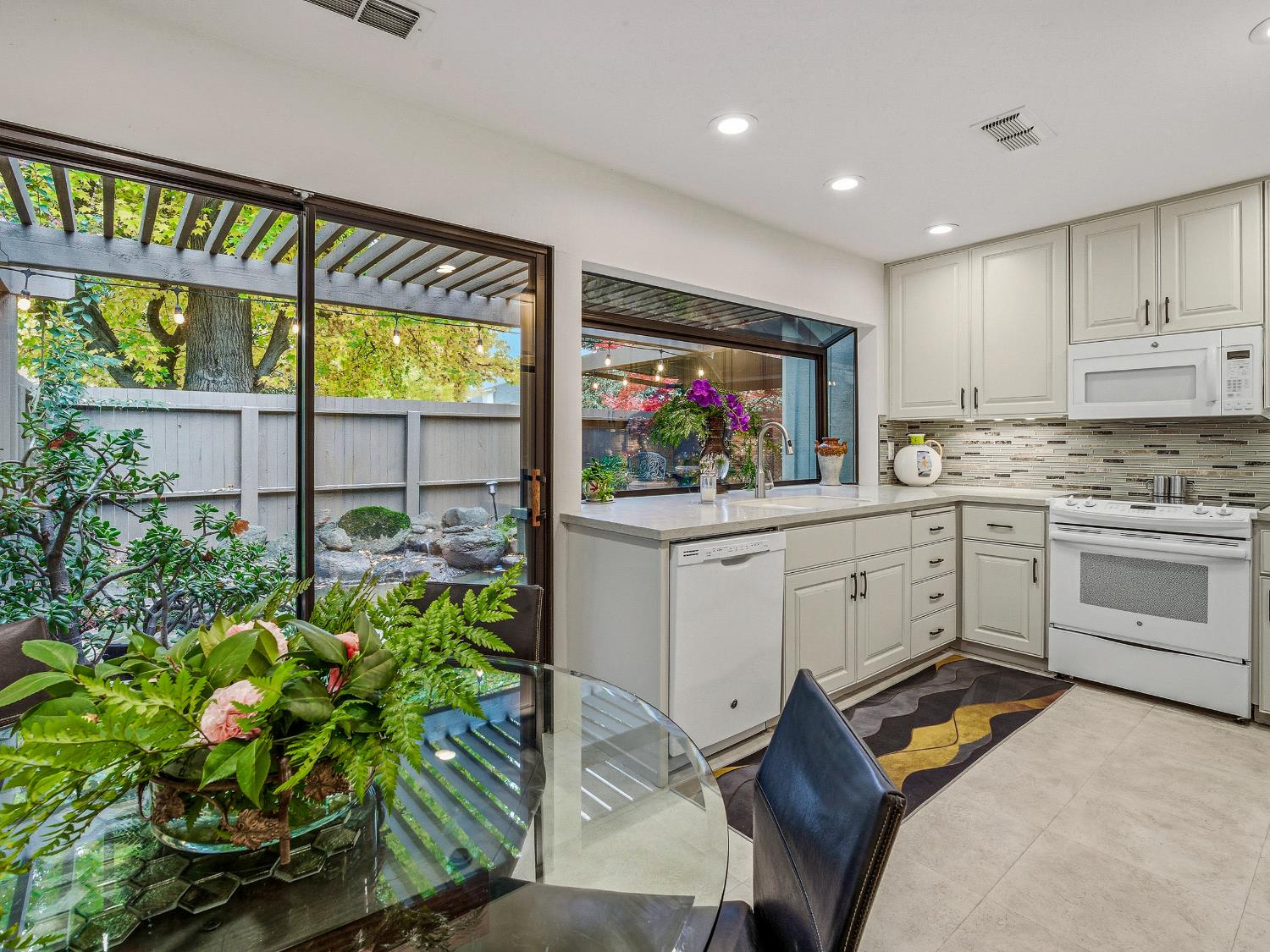 Sold, 3 Bedrooms, 2 Bathrooms, Single Family Home, Sacto Arden/Arcade Creek/Vicinity, 506 Elmhurst Cir, Sacramento, CA 95825-6660, Beth Christensen, Dunnigan Realtors, Top Agent Sold, 3 Bedrooms, 2 Bathrooms, Single Family Home, Sacto Arden/Arcade Creek/Vicinity, 506 Elmhurst Cir, Sacramento, CA 95825-6660, Beth Christensen, Dunnigan Realtors, Top Agent