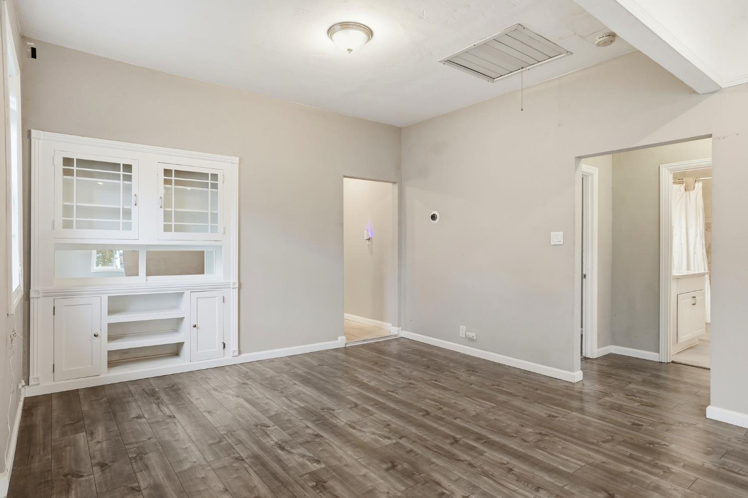 Sold, 3 Bedrooms, 1 Bathrooms, Single Family Home, Tahoe Park, 4850 11th Ave, Sacramento, CA 95820-2212, Beth Christensen, Dunnigan Realtors, Top Agent Sold, 3 Bedrooms, 1 Bathrooms, Single Family Home, Tahoe Park, 4850 11th Ave, Sacramento, CA 95820-2212, Beth Christensen, Dunnigan Realtors, Top Agent