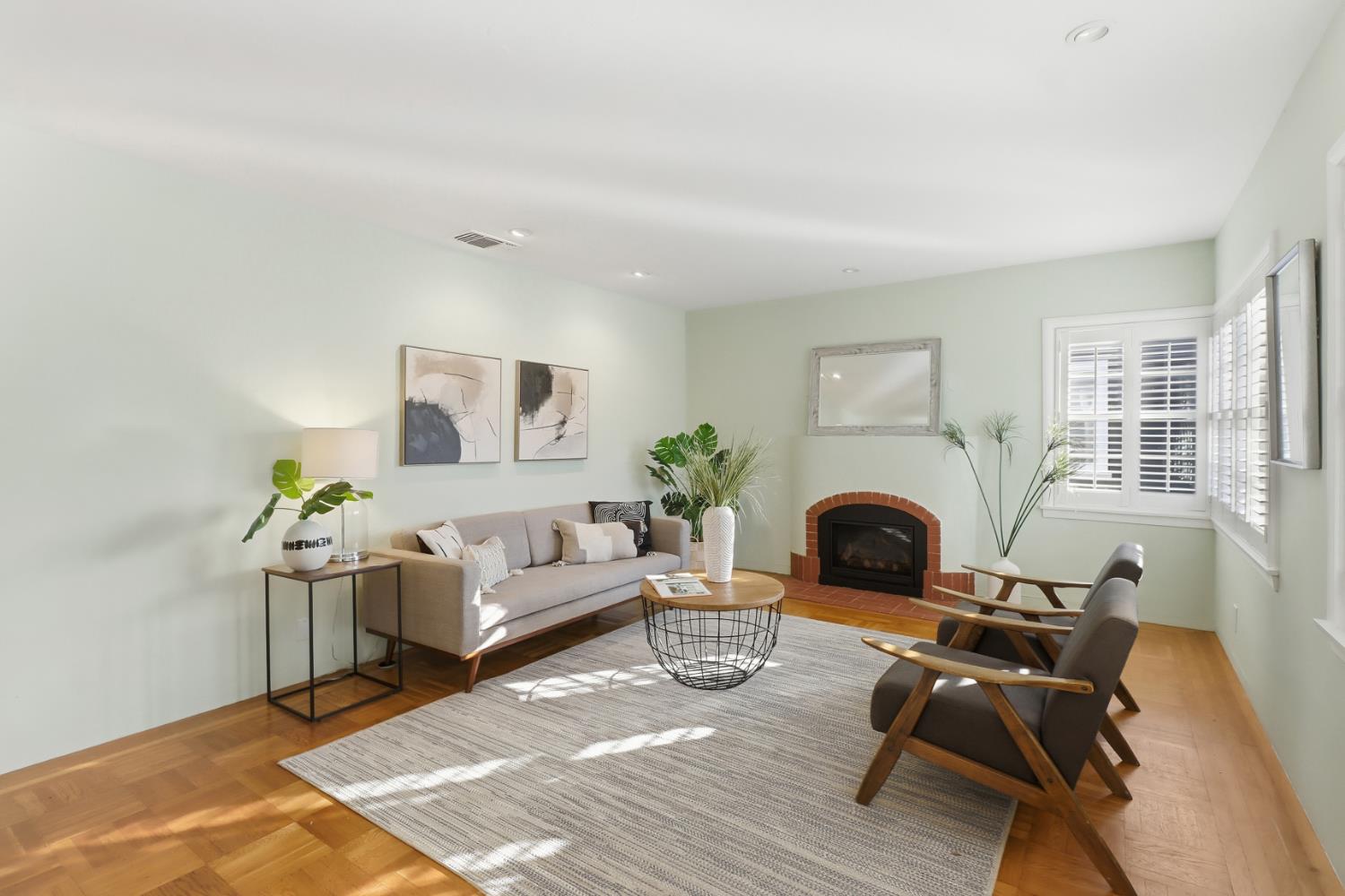 Sold, 3 Bedrooms, 2 Bathrooms, Single Family Home, East Sacramento & Vicinity, 665 54th St, Sacramento, CA 95819-3301, Nathan Sherman, Dunnigan Realtors, Top Agent Sold, 3 Bedrooms, 2 Bathrooms, Single Family Home, East Sacramento & Vicinity, 665 54th St, Sacramento, CA 95819-3301, Nathan Sherman, Dunnigan Realtors, Top Agent