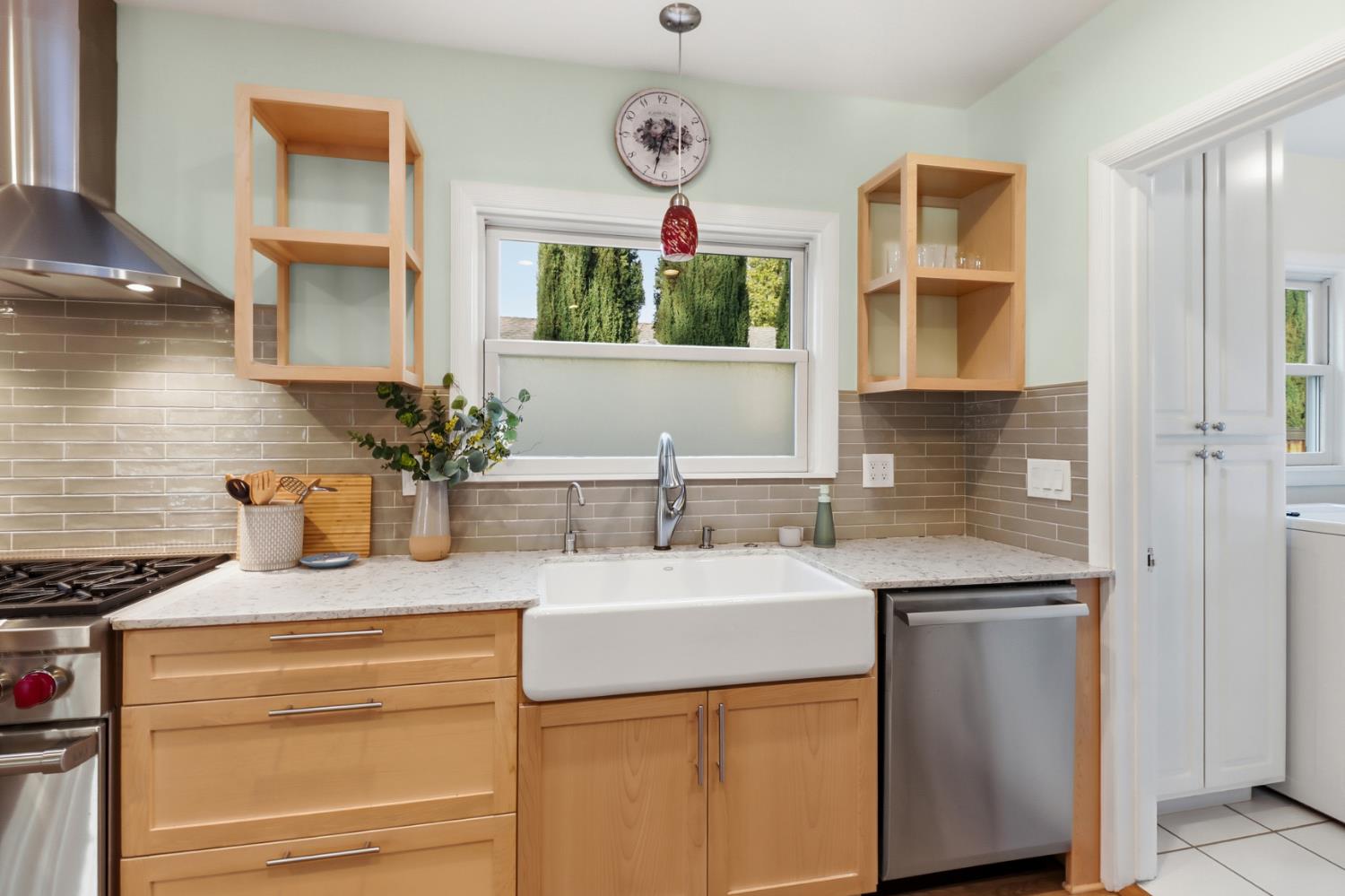 Sold, 3 Bedrooms, 2 Bathrooms, Single Family Home, East Sacramento & Vicinity, 665 54th St, Sacramento, CA 95819-3301, Nathan Sherman, Dunnigan Realtors, Top Agent Sold, 3 Bedrooms, 2 Bathrooms, Single Family Home, East Sacramento & Vicinity, 665 54th St, Sacramento, CA 95819-3301, Nathan Sherman, Dunnigan Realtors, Top Agent