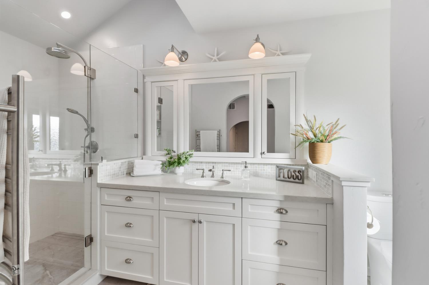 Sold, 3 Bedrooms, 2 Bathrooms, Single Family Home, East Sacramento & Vicinity, 665 54th St, Sacramento, CA 95819-3301, Nathan Sherman, Dunnigan Realtors, Top Agent Sold, 3 Bedrooms, 2 Bathrooms, Single Family Home, East Sacramento & Vicinity, 665 54th St, Sacramento, CA 95819-3301, Nathan Sherman, Dunnigan Realtors, Top Agent