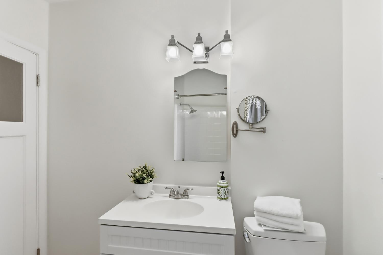 Sold, 3 Bedrooms, 2 Bathrooms, Single Family Home, East Sacramento & Vicinity, 665 54th St, Sacramento, CA 95819-3301, Nathan Sherman, Dunnigan Realtors, Top Agent Sold, 3 Bedrooms, 2 Bathrooms, Single Family Home, East Sacramento & Vicinity, 665 54th St, Sacramento, CA 95819-3301, Nathan Sherman, Dunnigan Realtors, Top Agent