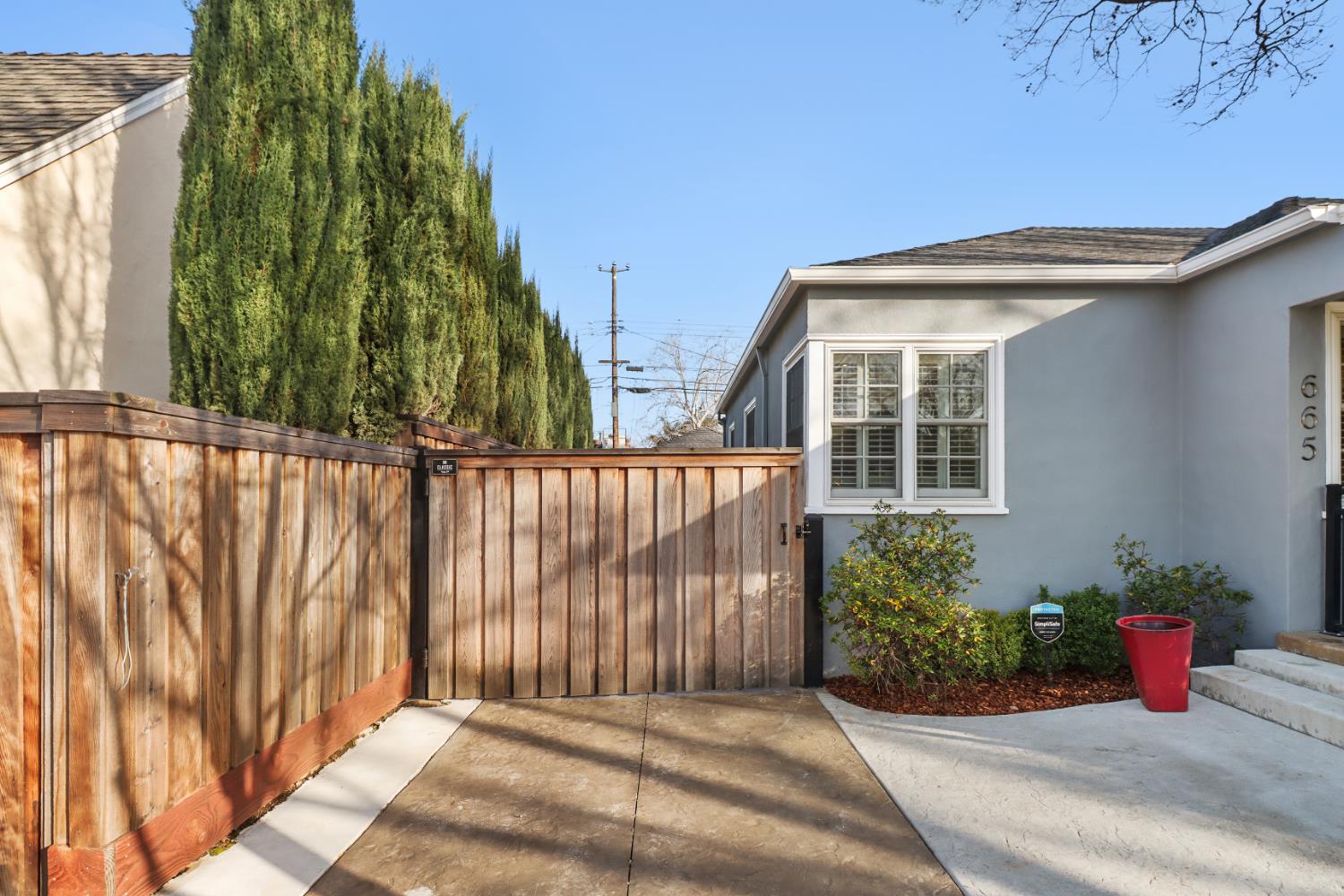 Sold, 3 Bedrooms, 2 Bathrooms, Single Family Home, East Sacramento & Vicinity, 665 54th St, Sacramento, CA 95819-3301, Nathan Sherman, Dunnigan Realtors, Top Agent Sold, 3 Bedrooms, 2 Bathrooms, Single Family Home, East Sacramento & Vicinity, 665 54th St, Sacramento, CA 95819-3301, Nathan Sherman, Dunnigan Realtors, Top Agent