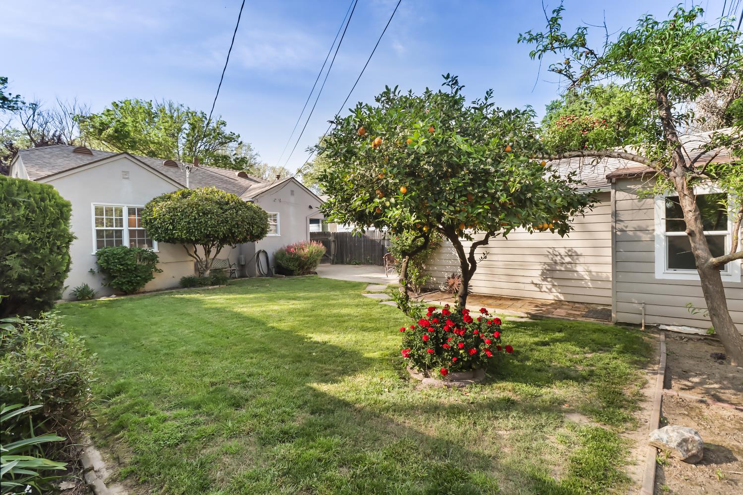 Pending, 2 Bedrooms, 1 Bathrooms, Single Family Home, Sacramento Land Park, 2711 17th St, Sacramento, CA 95818, Beth Christensen, Dunnigan Realtors, Top Agent