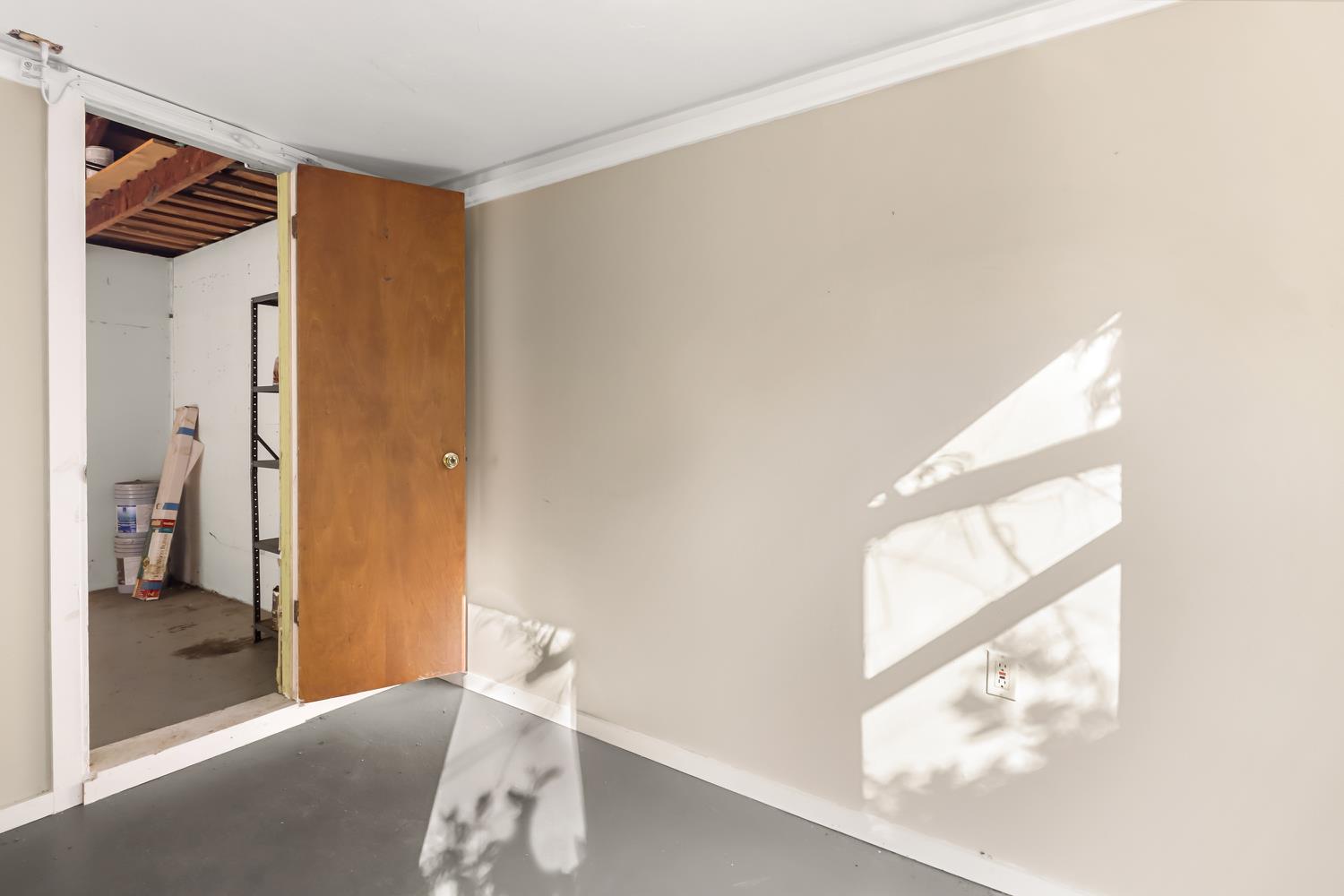 Pending, 2 Bedrooms, 1 Bathrooms, Single Family Home, Sacramento Land Park, 2711 17th St, Sacramento, CA 95818, Beth Christensen, Dunnigan Realtors, Top Agent