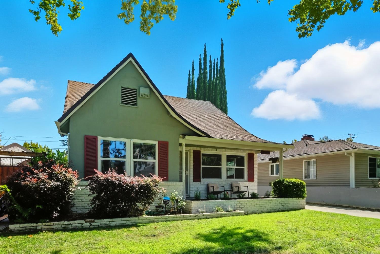 Sold, 4 Bedrooms, 2 Bathrooms, Single Family Home, East Sacramento & Vicinity, 1423 54th St, Sacramento, CA 95819-4202, Beth Christensen, Dunnigan Realtors, Top Agent Sold, 4 Bedrooms, 2 Bathrooms, Single Family Home, East Sacramento & Vicinity, 1423 54th St, Sacramento, CA 95819-4202, Beth Christensen, Dunnigan Realtors, Top Agent