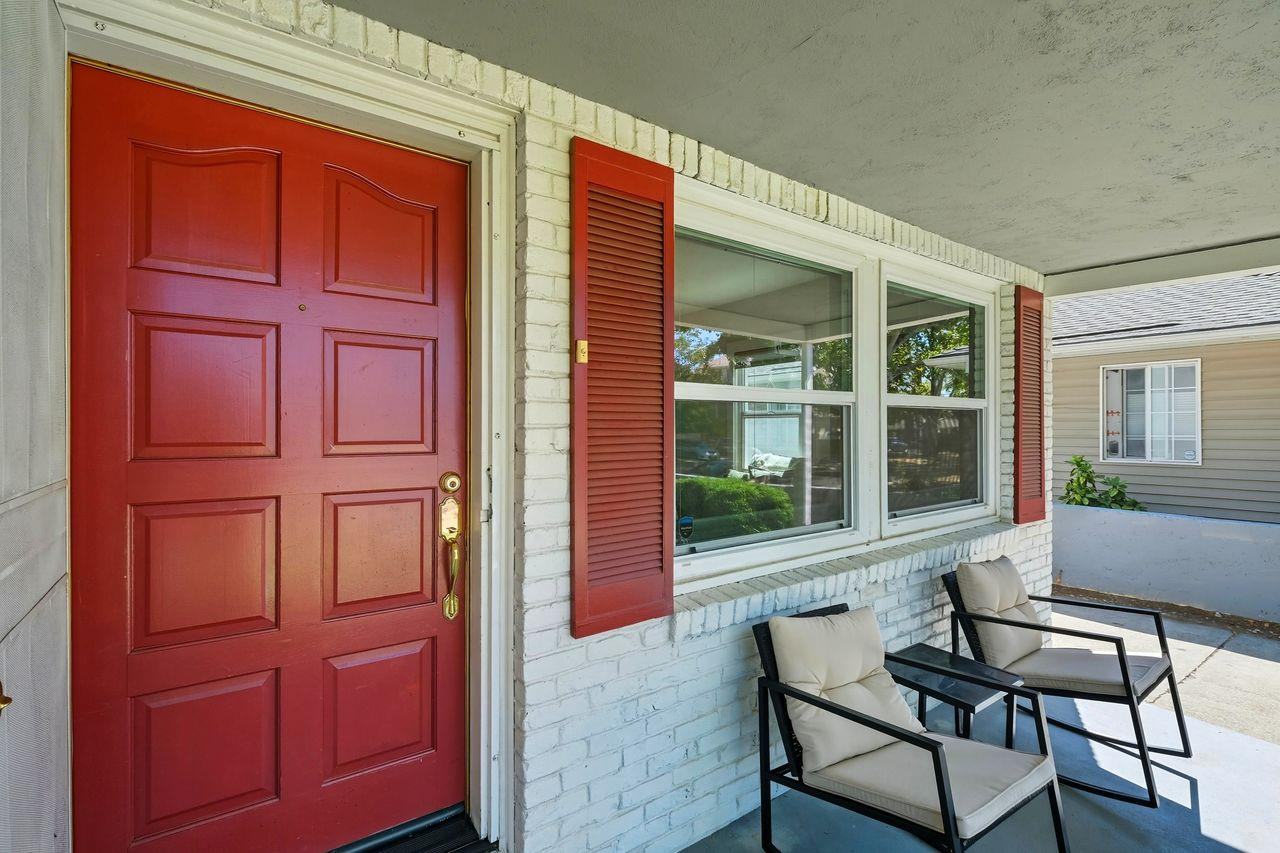 Sold, 4 Bedrooms, 2 Bathrooms, Single Family Home, East Sacramento & Vicinity, 1423 54th St, Sacramento, CA 95819-4202, Beth Christensen, Dunnigan Realtors, Top Agent Sold, 4 Bedrooms, 2 Bathrooms, Single Family Home, East Sacramento & Vicinity, 1423 54th St, Sacramento, CA 95819-4202, Beth Christensen, Dunnigan Realtors, Top Agent