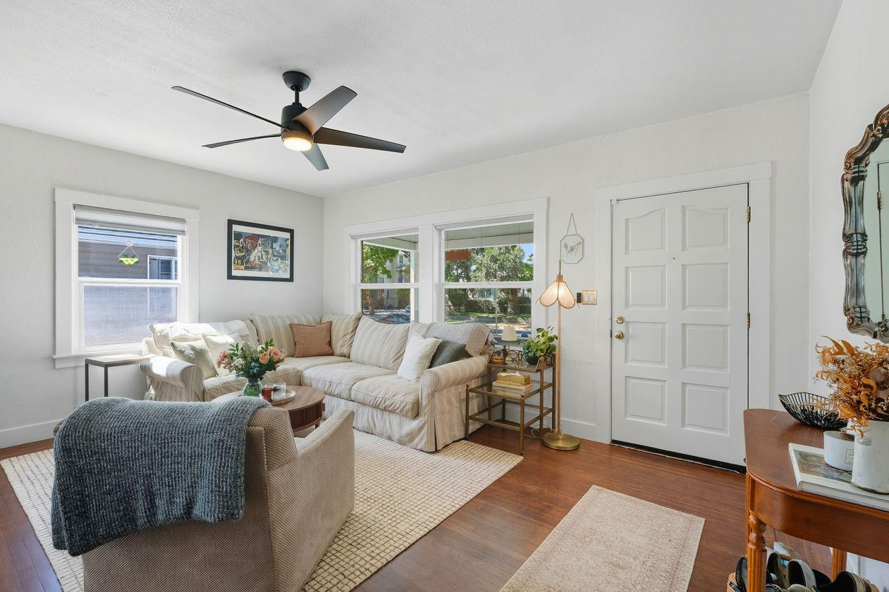 Sold, 4 Bedrooms, 2 Bathrooms, Single Family Home, East Sacramento & Vicinity, 1423 54th St, Sacramento, CA 95819-4202, Beth Christensen, Dunnigan Realtors, Top Agent Sold, 4 Bedrooms, 2 Bathrooms, Single Family Home, East Sacramento & Vicinity, 1423 54th St, Sacramento, CA 95819-4202, Beth Christensen, Dunnigan Realtors, Top Agent