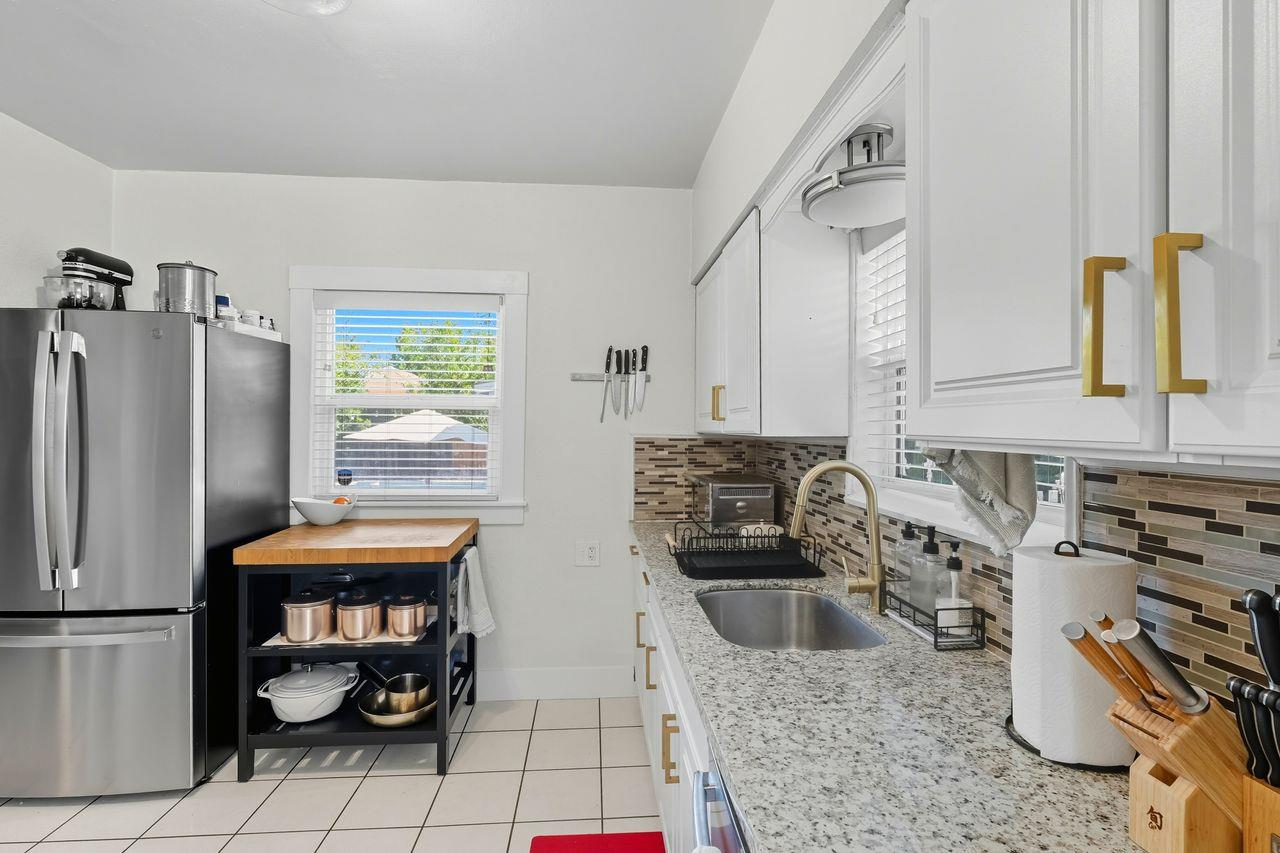 Sold, 4 Bedrooms, 2 Bathrooms, Single Family Home, East Sacramento & Vicinity, 1423 54th St, Sacramento, CA 95819-4202, Beth Christensen, Dunnigan Realtors, Top Agent Sold, 4 Bedrooms, 2 Bathrooms, Single Family Home, East Sacramento & Vicinity, 1423 54th St, Sacramento, CA 95819-4202, Beth Christensen, Dunnigan Realtors, Top Agent