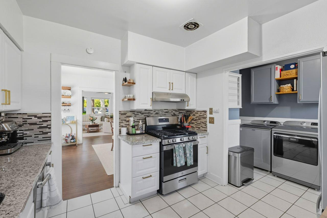 Sold, 4 Bedrooms, 2 Bathrooms, Single Family Home, East Sacramento & Vicinity, 1423 54th St, Sacramento, CA 95819-4202, Beth Christensen, Dunnigan Realtors, Top Agent Sold, 4 Bedrooms, 2 Bathrooms, Single Family Home, East Sacramento & Vicinity, 1423 54th St, Sacramento, CA 95819-4202, Beth Christensen, Dunnigan Realtors, Top Agent