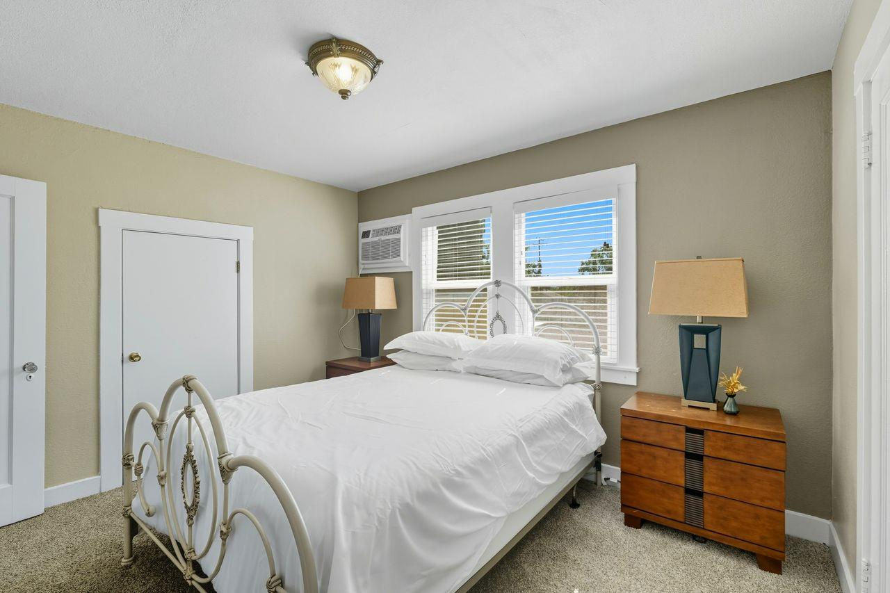 Sold, 4 Bedrooms, 2 Bathrooms, Single Family Home, East Sacramento & Vicinity, 1423 54th St, Sacramento, CA 95819-4202, Beth Christensen, Dunnigan Realtors, Top Agent Sold, 4 Bedrooms, 2 Bathrooms, Single Family Home, East Sacramento & Vicinity, 1423 54th St, Sacramento, CA 95819-4202, Beth Christensen, Dunnigan Realtors, Top Agent