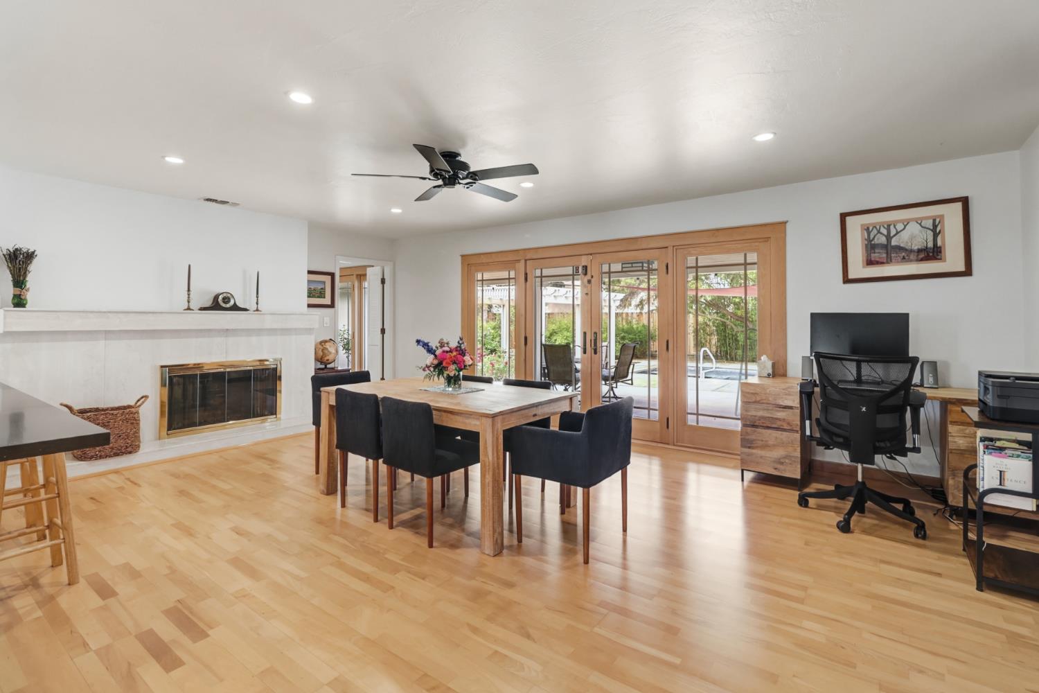 Active, 4 Bedrooms, 3 Bathrooms, Single Family Home, Carmichael, Del Dayo Estates, 1501 Elsdon Cir, Carmichael, CA 95608-6014, Beth Christensen, Dunnigan Realtors, Top Agent