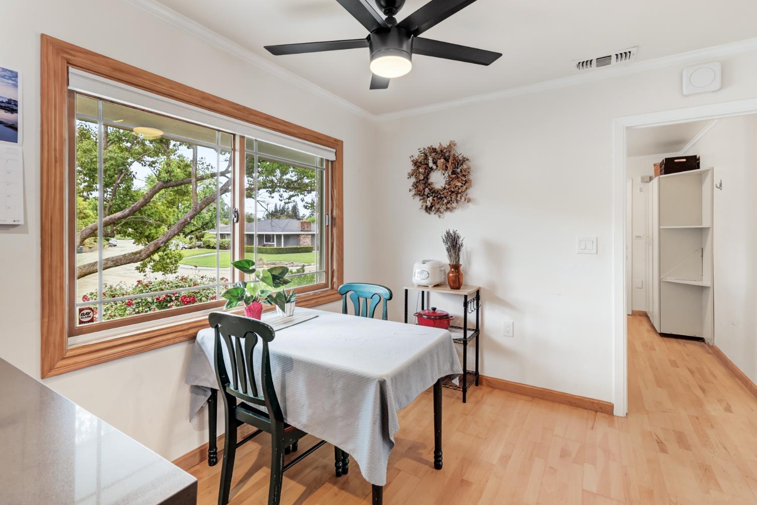 Active, 4 Bedrooms, 3 Bathrooms, Single Family Home, Carmichael, Del Dayo Estates, 1501 Elsdon Cir, Carmichael, CA 95608-6014, Beth Christensen, Dunnigan Realtors, Top Agent