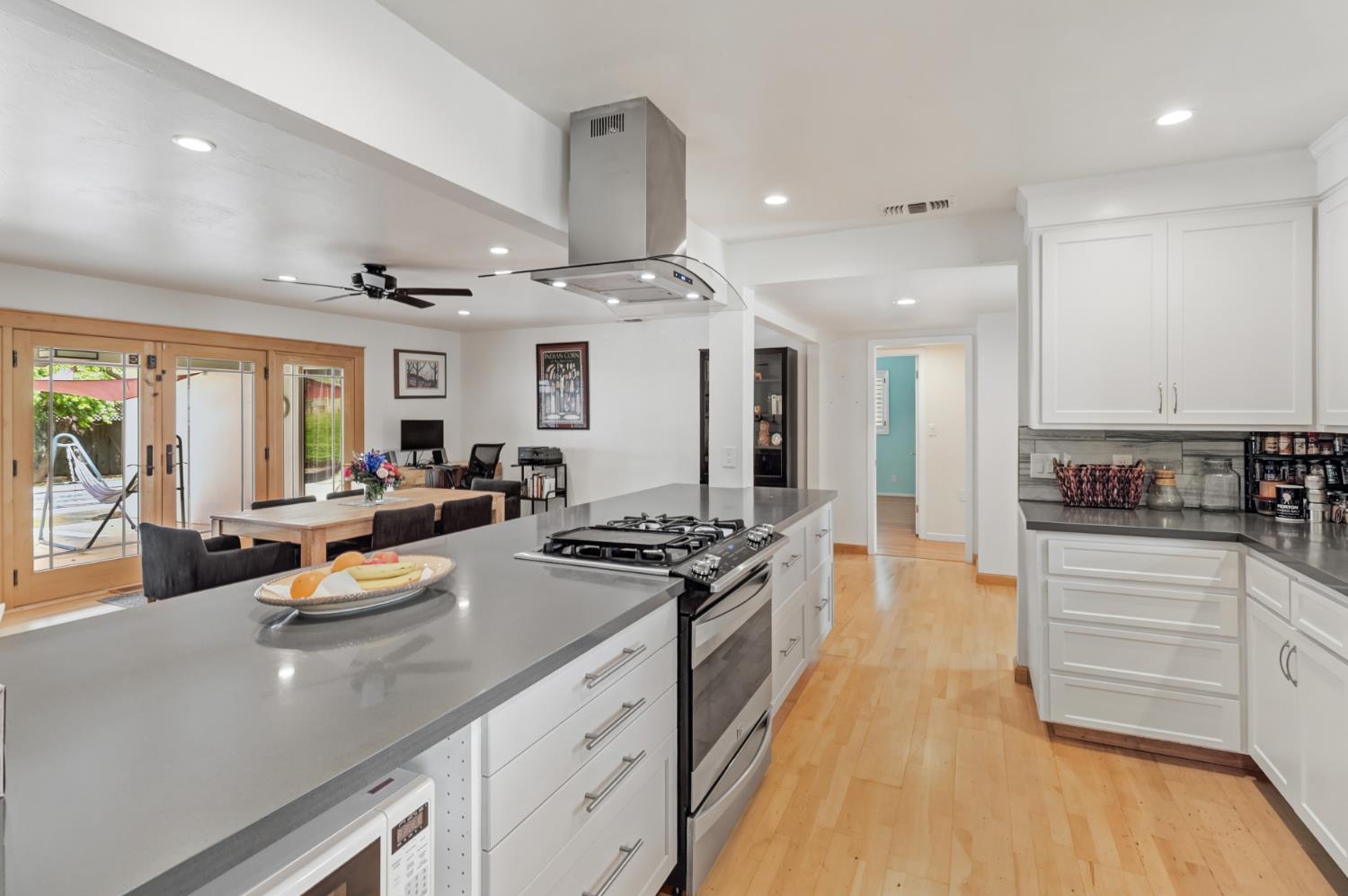 Active, 4 Bedrooms, 3 Bathrooms, Single Family Home, Carmichael, Del Dayo Estates, 1501 Elsdon Cir, Carmichael, CA 95608-6014, Beth Christensen, Dunnigan Realtors, Top Agent