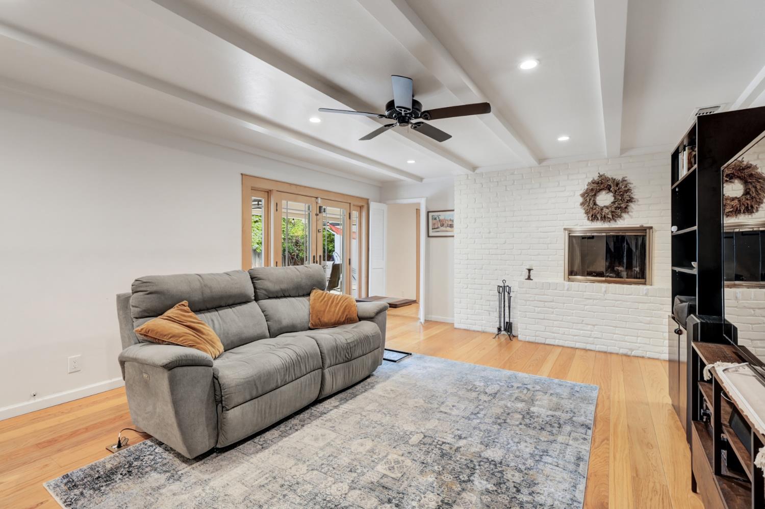 Active, 4 Bedrooms, 3 Bathrooms, Single Family Home, Carmichael, Del Dayo Estates, 1501 Elsdon Cir, Carmichael, CA 95608-6014, Beth Christensen, Dunnigan Realtors, Top Agent