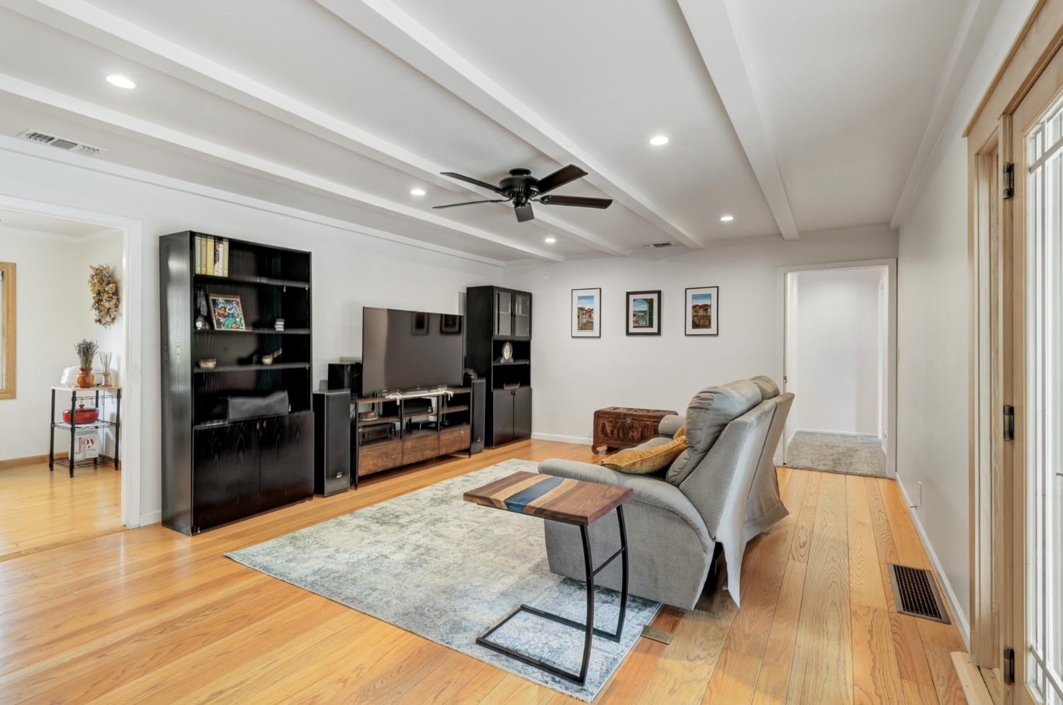 Active, 4 Bedrooms, 3 Bathrooms, Single Family Home, Carmichael, Del Dayo Estates, 1501 Elsdon Cir, Carmichael, CA 95608-6014, Beth Christensen, Dunnigan Realtors, Top Agent