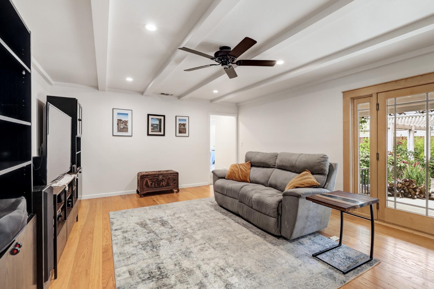 Active, 4 Bedrooms, 3 Bathrooms, Single Family Home, Carmichael, Del Dayo Estates, 1501 Elsdon Cir, Carmichael, CA 95608-6014, Beth Christensen, Dunnigan Realtors, Top Agent